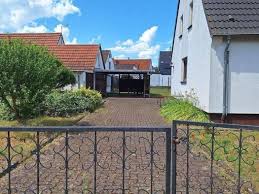 Fünf Angebote für Anlageimmobiliensuche in Karlsruhe – Leistungen und Zuständigkeiten sorgfältig vergleichen